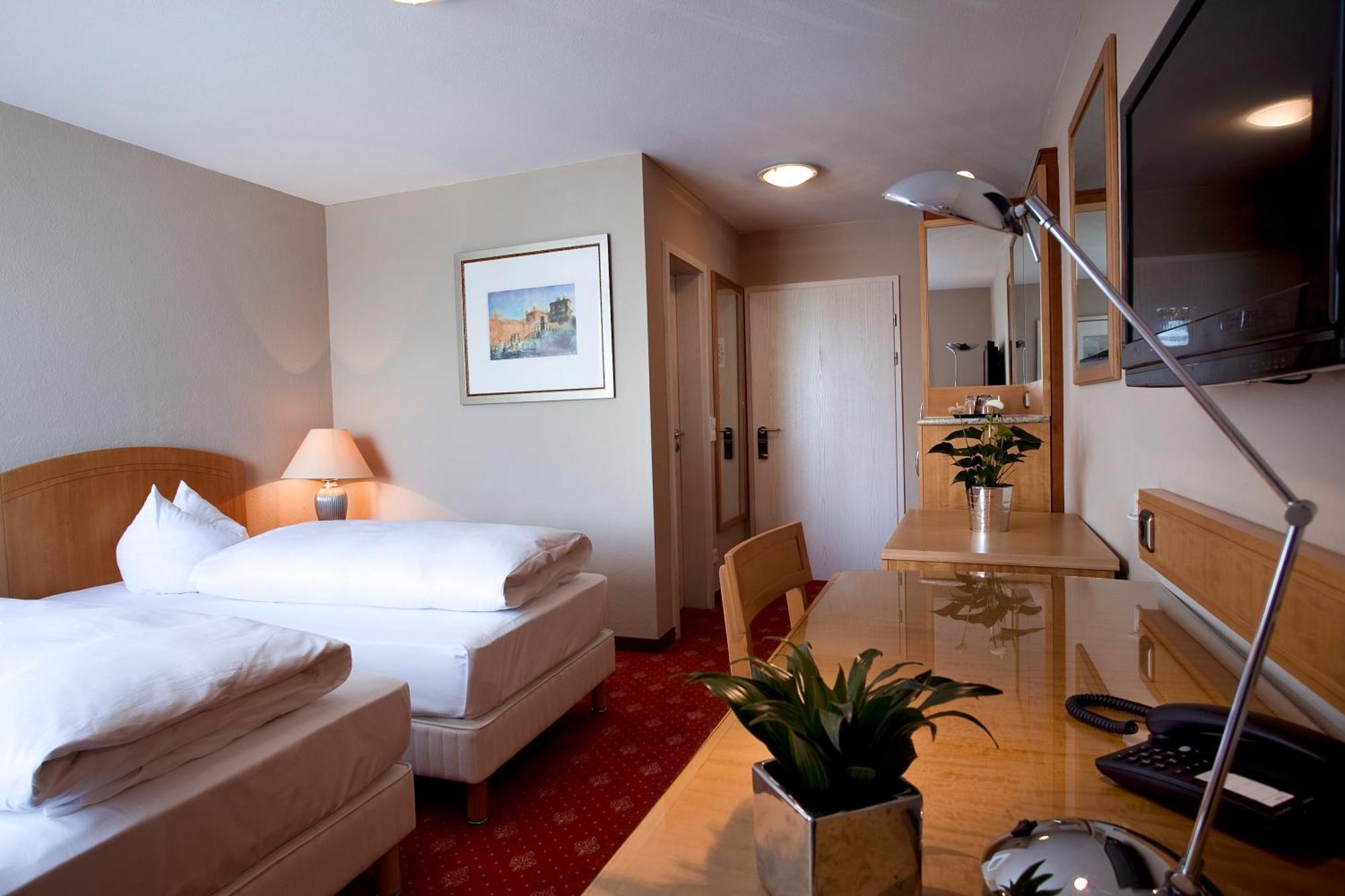 Hotel Das Kleine Ritz เฟลบาค ภายนอก รูปภาพ